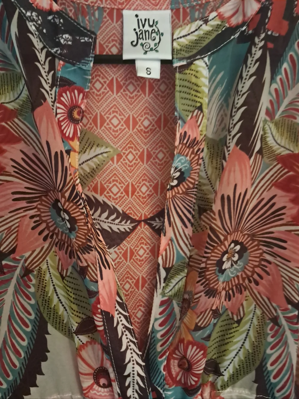 IVY JANE TUNIC STYLE BLOUSE SIZE SMALL - Picture 5 of 10